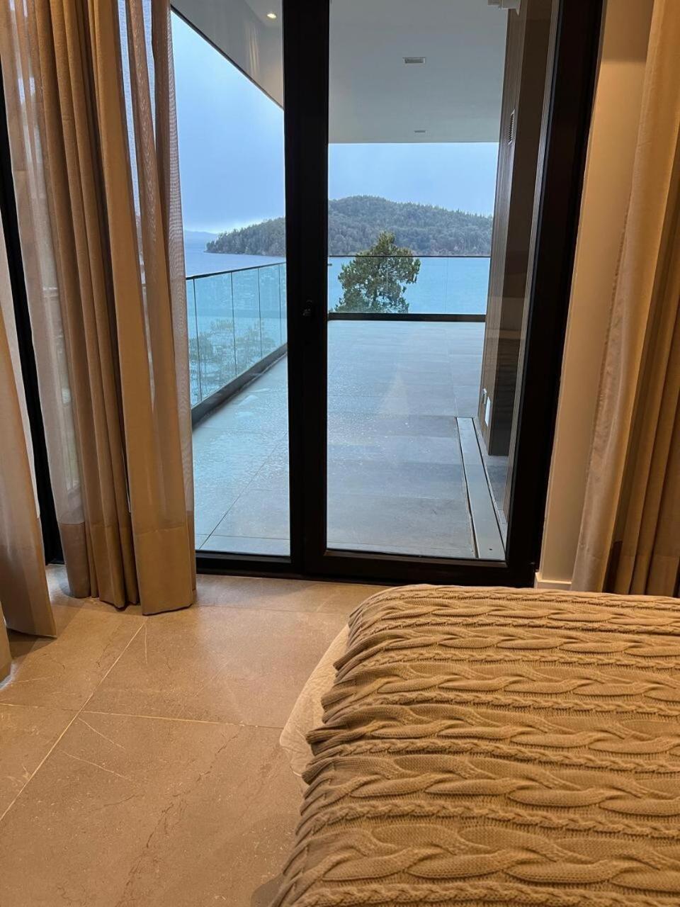 Apartamento Luxury Departamento La Florida, Frente Al Lago *
